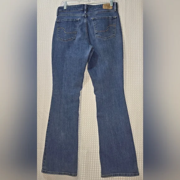 Levi Strauss Signature Bootcut Jeans Womens 6 (28x32) Medium Wash Classic Denim - Picture 4 of 11